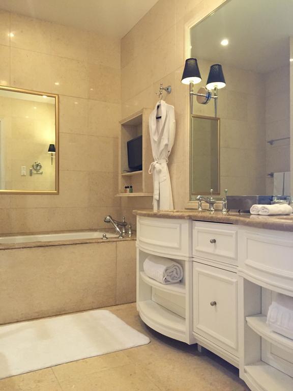 Alton Hotel Vu Hồ Phòng bức ảnh