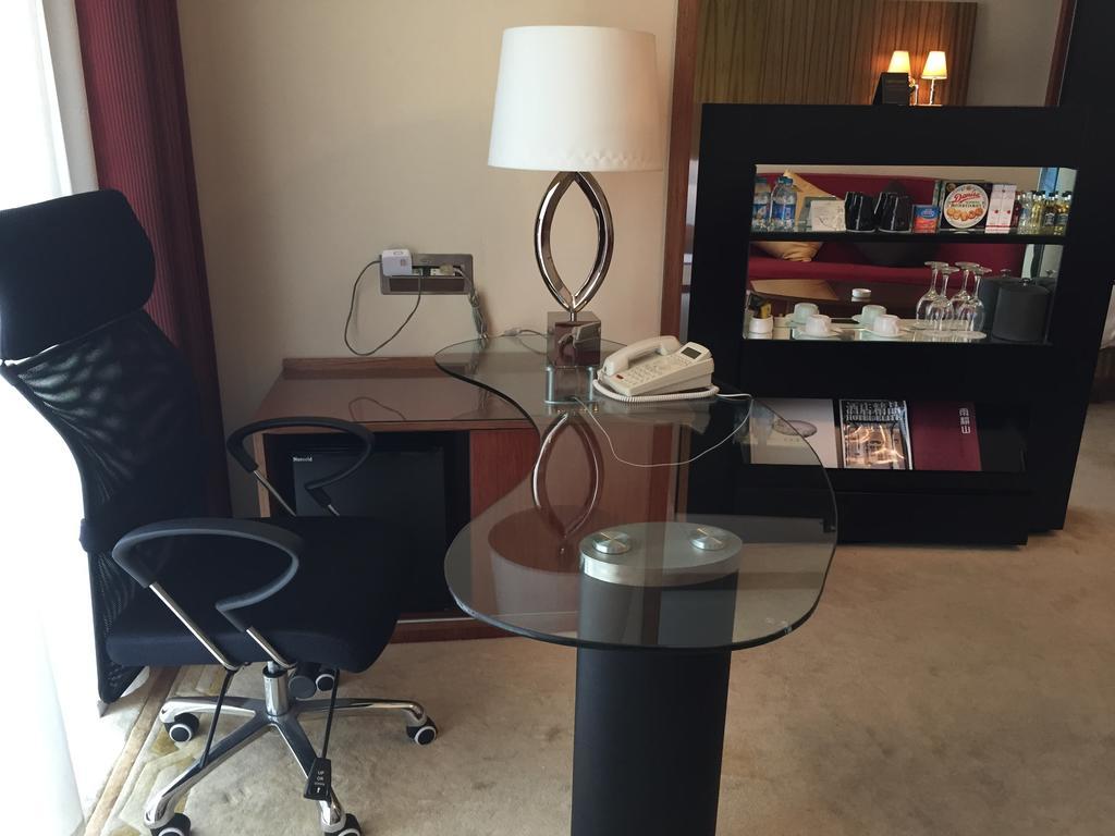 Alton Hotel Vu Hồ Phòng bức ảnh