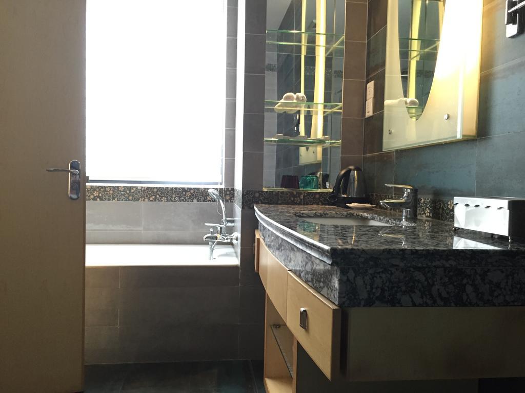 Alton Hotel Vu Hồ Phòng bức ảnh